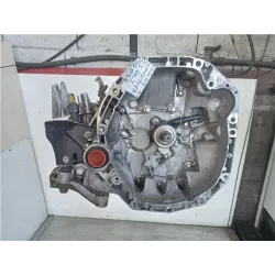 Recambio de caja cambios manual para renault clio iii 1.5 dci referencia OEM IAM 8200786545  
