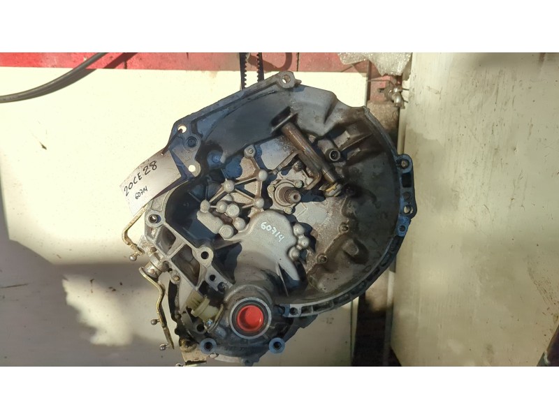 Recambio de caja cambios manual para citroën saxo (1996) 1.5 d referencia OEM IAM 20CE28  