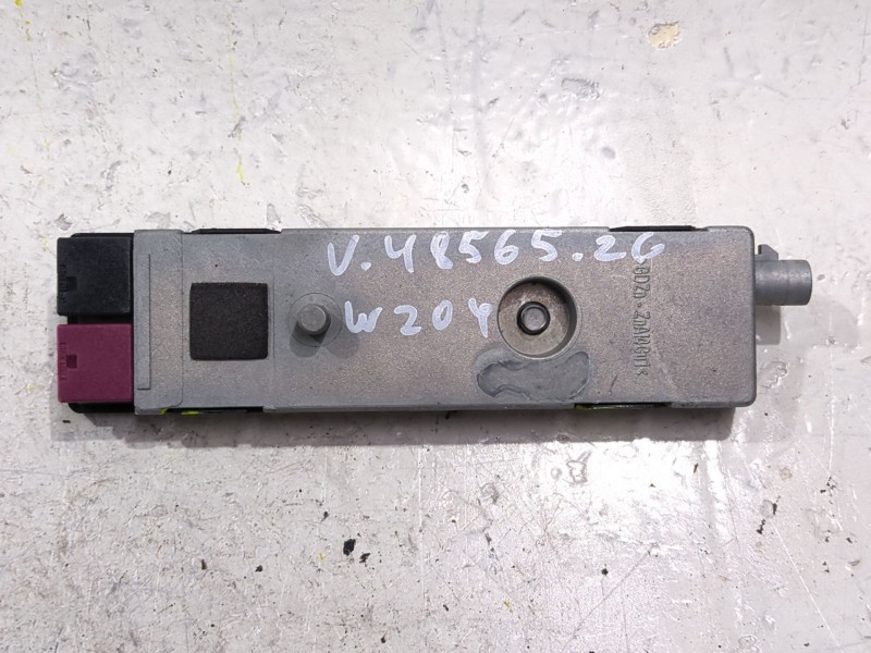 Recambio de antena para mercedes-benz clase c (w204) c 220 cdi (204.008) referencia OEM IAM A2048205589  