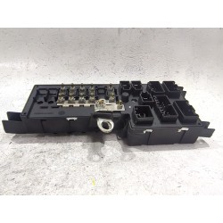 Recambio de caja reles / fusibles para volvo v70 ii (285) d5 referencia OEM IAM 8637841  