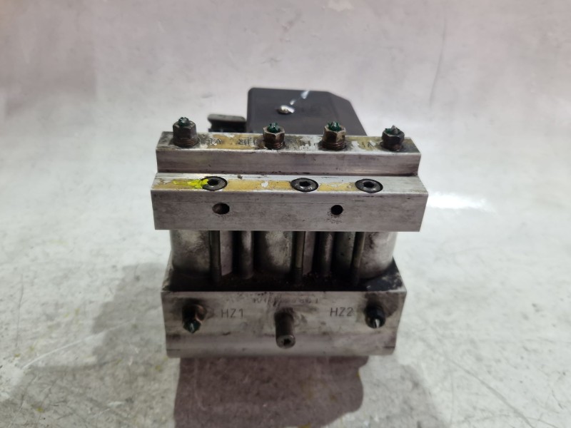Recambio de nucleo abs para saab 900 ii descapotable 2.0 -16 turbo referencia OEM IAM 0265208013  