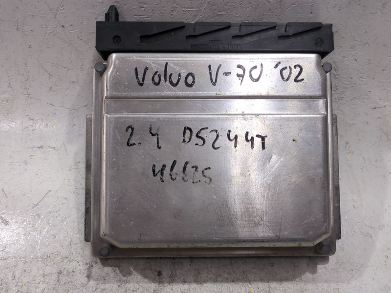 Recambio de centralita inyeccion para volvo v70 ii (285) d5 referencia OEM IAM 30637733  