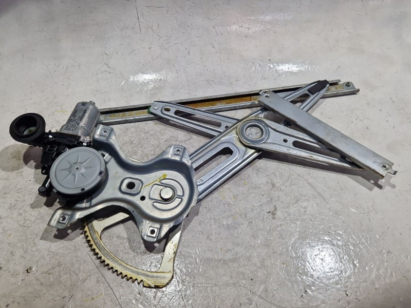 Recambio de mando elevalunas delantero derecho para toyota yaris (_p9_) 1.4 d-4d (nlp90_) referencia OEM IAM 973582100  