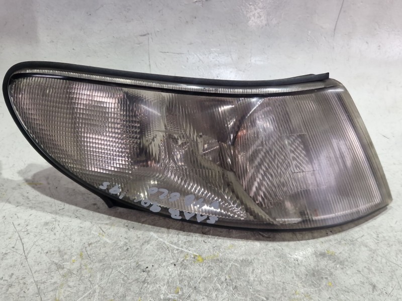 Recambio de faro delantero derecho para saab 900 ii descapotable 2.0 -16 turbo referencia OEM IAM APP292  