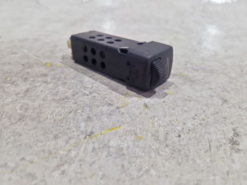 Recambio de interruptor para saab 900 ii descapotable 2.0 -16 turbo referencia OEM IAM 45101  