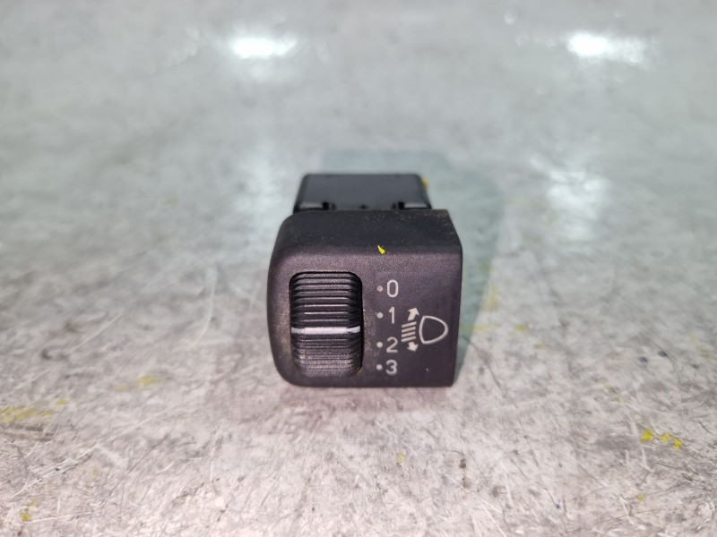 Recambio de regulador altura luces para saab 900 ii descapotable 2.0 -16 turbo referencia OEM IAM S501580  