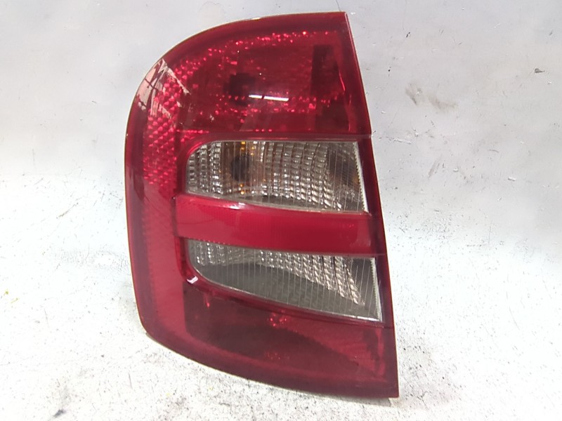 Recambio de piloto trasero izquierdo para skoda fabia i (6y2) 1.9 sdi referencia OEM IAM 086651901L  