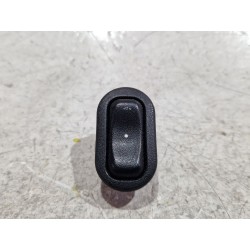Recambio de mando elevalunas delantero derecho para opel astra f caravan (1991) 1.7 d referencia OEM IAM 90561388  