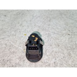 Recambio de mando elevalunas delantero derecho para opel astra f caravan (1991) 1.7 d referencia OEM IAM 90561388  