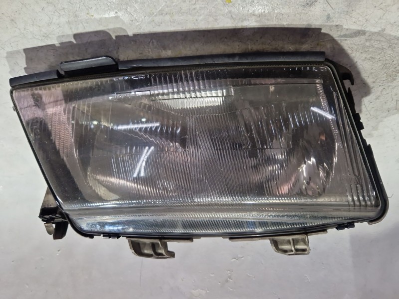 Recambio de piloto delantero derecho para saab 900 ii descapotable 2.0 -16 turbo referencia OEM IAM E22753022  