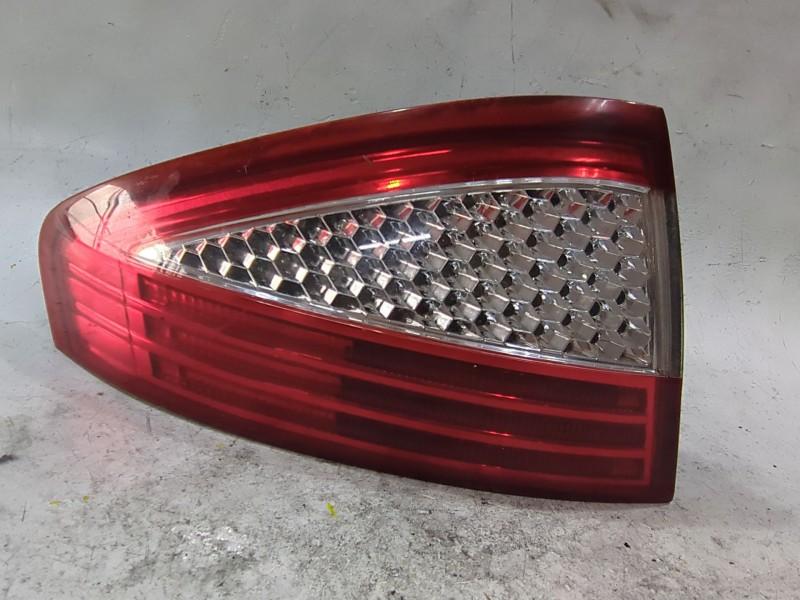 Recambio de piloto trasero izquierdo para ford mondeo iv (ba7) 2.0 tdci referencia OEM IAM 7S7113405A  