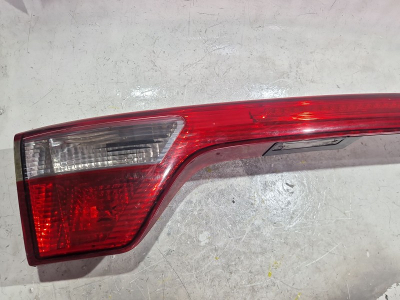 Recambio de piloto trasero central para seat toledo ii (1m2) 1.9 tdi referencia OEM IAM 1M5945225D  