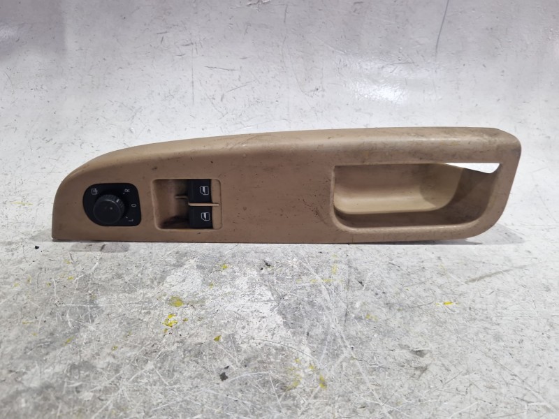 Recambio de mando elevalunas delantero izquierdo para volkswagen golf v (1k1) 1.9 tdi referencia OEM IAM 1K0959565K  