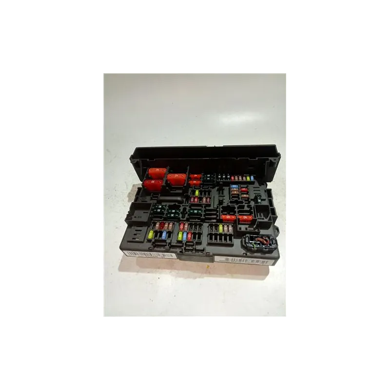 Recambio de caja fusibles/rele para bmw serie 3 coupe (e92)(2006) referencia OEM IAM B010110700  