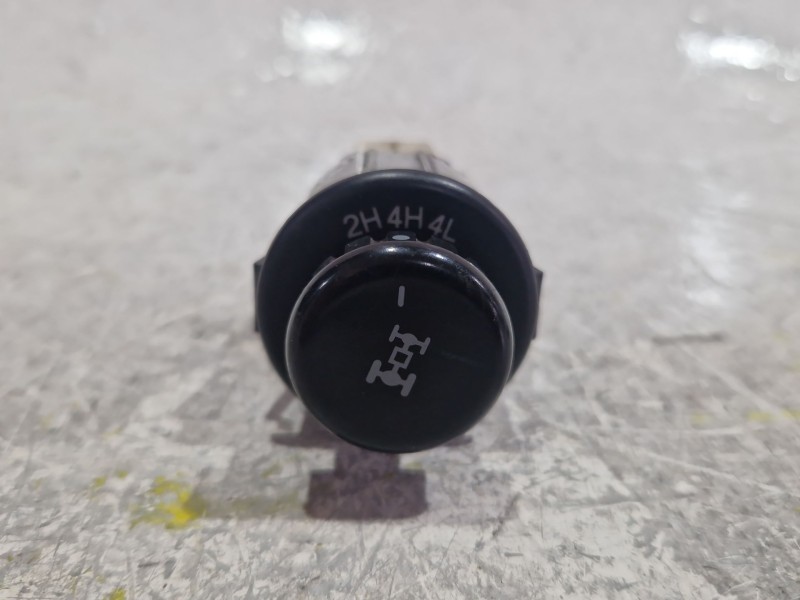 Recambio de interruptor para ssangyong korando (kj) 2.3 tdic 4x4 referencia OEM IAM YG06A  