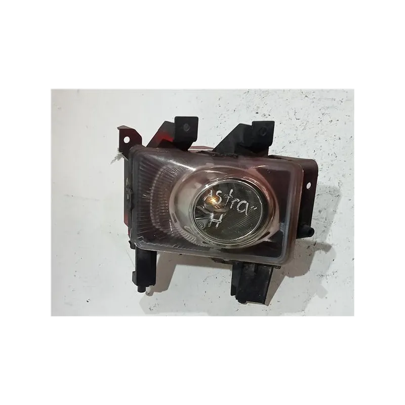 Recambio de faro antiniebla derecho para opel zafira b (2005) 1.9 cdti referencia OEM IAM 62111R  