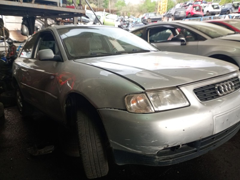 audi a3 (8l1) del año 1996