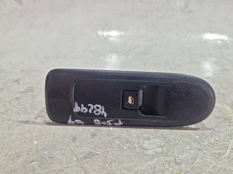 Recambio de mando elevalunas delantero derecho para peugeot 308 i (4a_, 4c_) 1.6 hdi referencia OEM IAM 96565184XT  