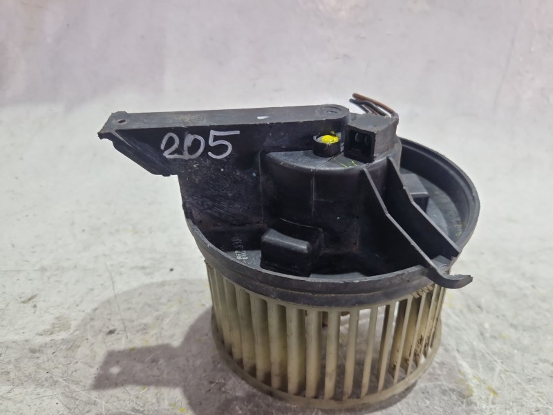 Recambio de motor calefaccion para peugeot 205 ii (20a/c) 1.7 diesel referencia OEM IAM   