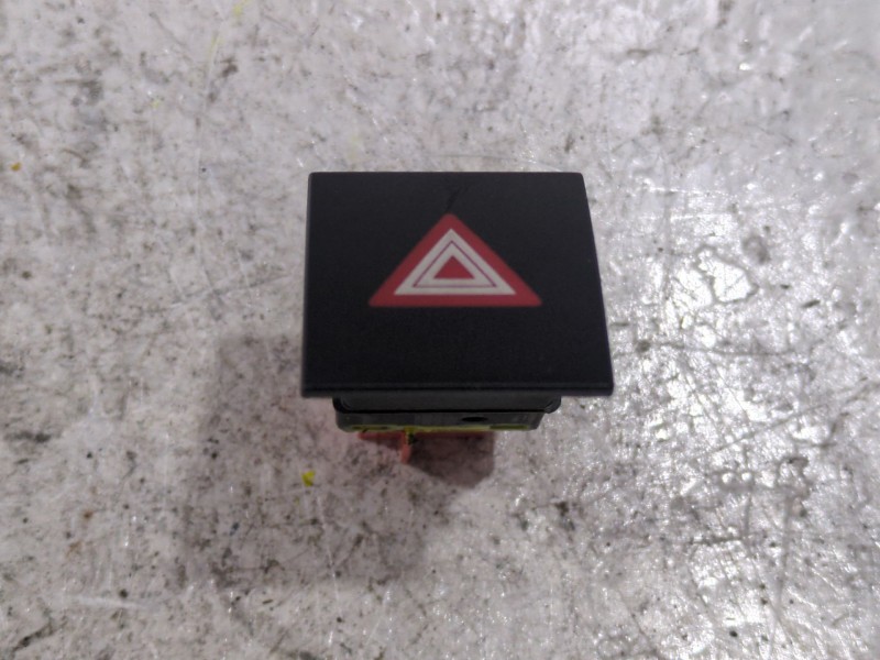 Recambio de boton emergencia para skoda fabia (5j2)(2007) 1.2 referencia OEM IAM 5J0953235A  