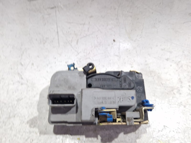 Recambio de cerradura puerta delantera izquierda para volvo s40 ii (544) 1.6 d referencia OEM IAM PP30FV  