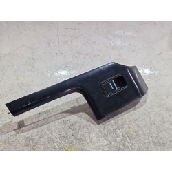 MANDO ELEVALUNAS DELANTERO DERECHO 83542Sea 