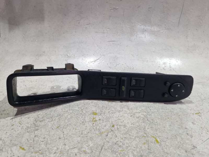 Recambio de mando elevalunas delantero izquierdo para audi 80 b4 sedán (8c2) 2.8 quattro referencia OEM IAM 893867171G  