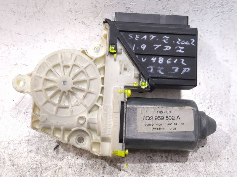 Recambio de motor elevalunas trasero izquierdo para seat ibiza iii (6l1) 1.9 tdi referencia OEM IAM 6Q2959802A  