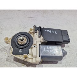 MOTOR ELEVALUNAS DELANTERO DERECHO 9776105415301 