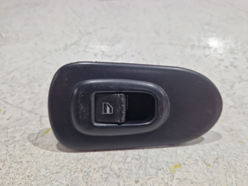 Recambio de mando elevalunas delantero derecho para seat leon (1m1) 1.9 tdi referencia OEM IAM 1M0867164  