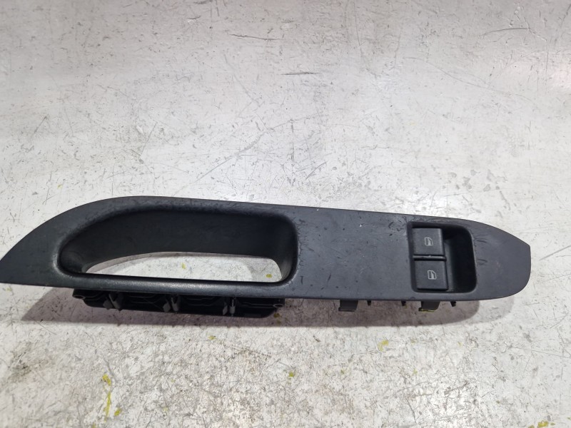 Recambio de mando elevalunas delantero izquierdo para seat ibiza iii (6l1) 1.9 tdi referencia OEM IAM 6L1867171  