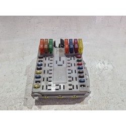 CAJA RELES / FUSIBLES 46760257 