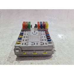 Recambio de caja reles / fusibles para fiat punto (188_) 1.9 ds 60 (188.031, .051, .231, .251) referencia OEM IAM 46760257  
