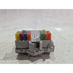 Recambio de caja reles / fusibles para fiat punto (188_) 1.9 ds 60 (188.031, .051, .231, .251) referencia OEM IAM 46760257  