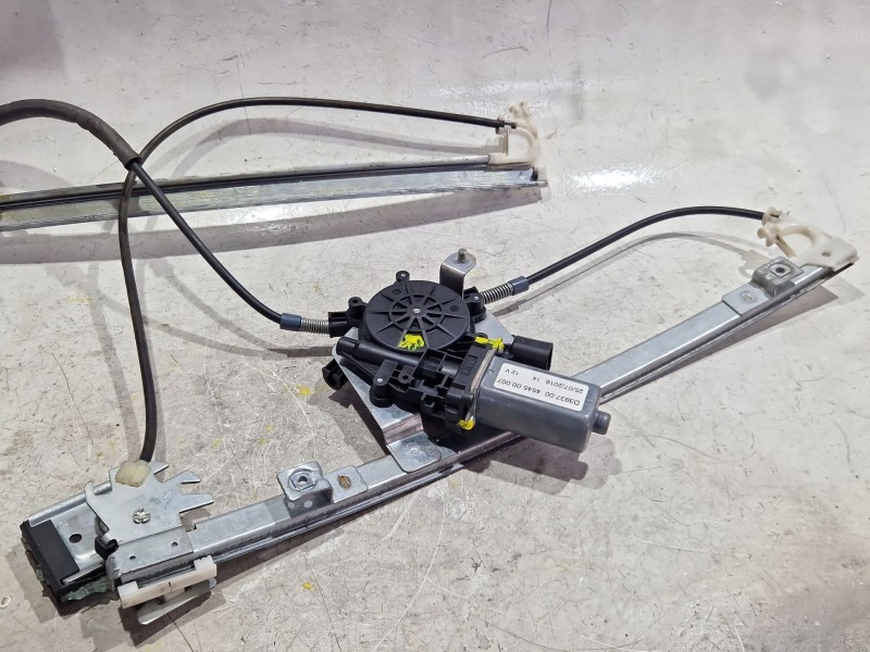 Recambio de mando elevalunas delantero derecho para seat ibiza ii (6k1) 1.4 i referencia OEM IAM D393700  