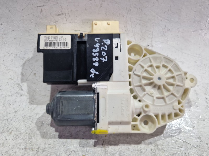 Recambio de motor elevalunas delantero derecho para peugeot 307 (3a/c) 1.6 hdi referencia OEM IAM EJ1CWA65  