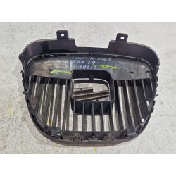 Recambio de rejilla delantera para seat ibiza iii (6l1) 1.9 tdi referencia OEM IAM 6L0853654  