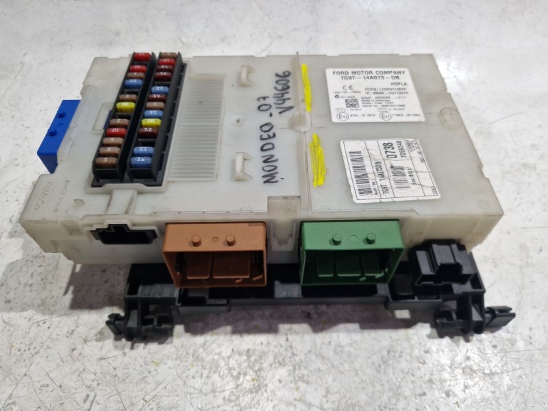 Recambio de caja reles / fusibles para ford mondeo iv 2.5 referencia OEM IAM 7G9T14A073BD  