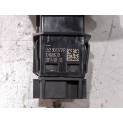 Recambio de boton emergencia para renault clio iv 1.5 dc 90 cv referencia OEM IAM 252907372R  
