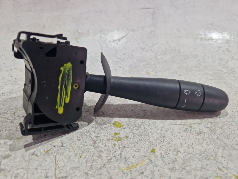 Recambio de mando limpiaparabrisas para renault trafic ii furgón (fl) 2.0 dci 90 (fl0h) referencia OEM IAM 8200070265  