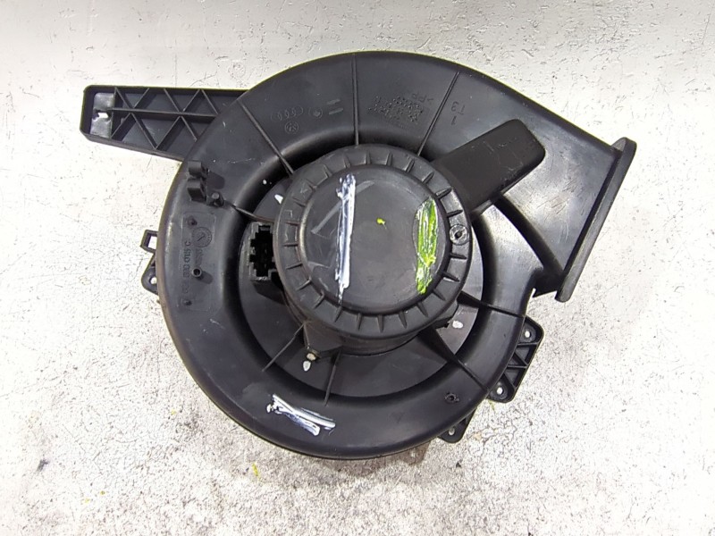Recambio de motor calefaccion para seat ibiza (6l1)(04.2002) 1.4 fresh [1,4 ltr. - 63 kw 16v] referencia OEM IAM 6Q1820015C  