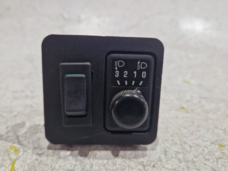 Recambio de regulador altura luces para nissan almera i hatchback (n15) 2.0 d referencia OEM IAM 15A12HP  