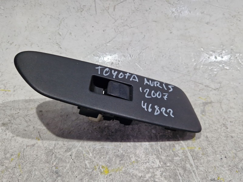 Recambio de mando elevalunas delantero derecho para toyota auris (_e18_) 2.0 d-4d (ade186_) referencia OEM IAM 7423102530  