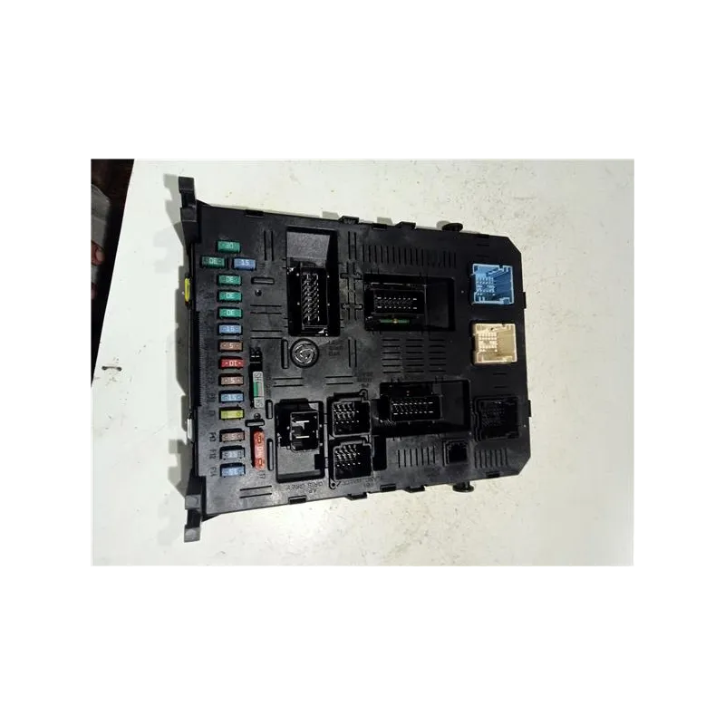 Recambio de caja fusibles/rele para citroën c4 picasso (2007) 1.6 hdi referencia OEM IAM 216761594H  