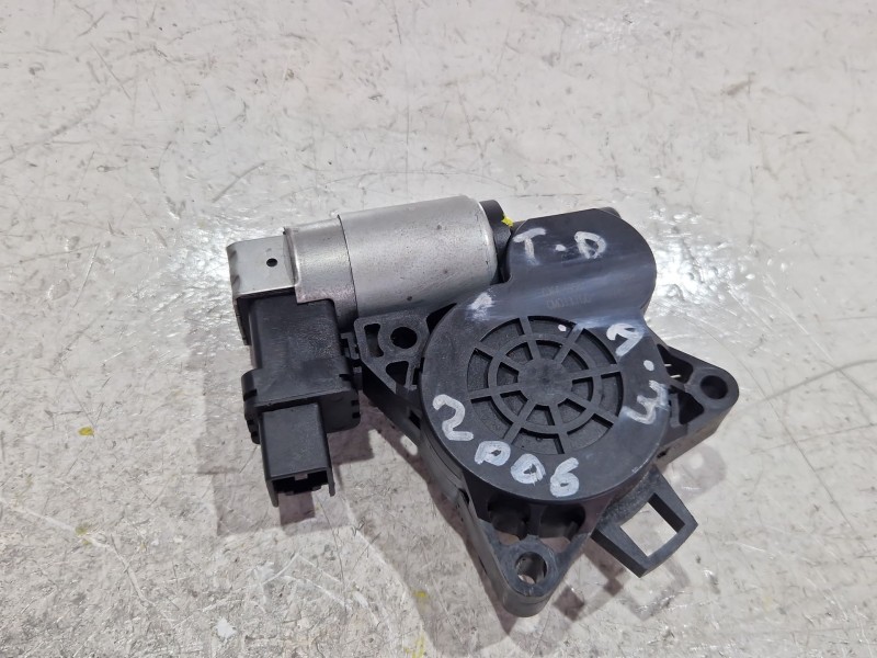 Recambio de motor elevalunas trasero derecho para mazda 3 (bk) 1.6 di turbo referencia OEM IAM GJ6A5958X  