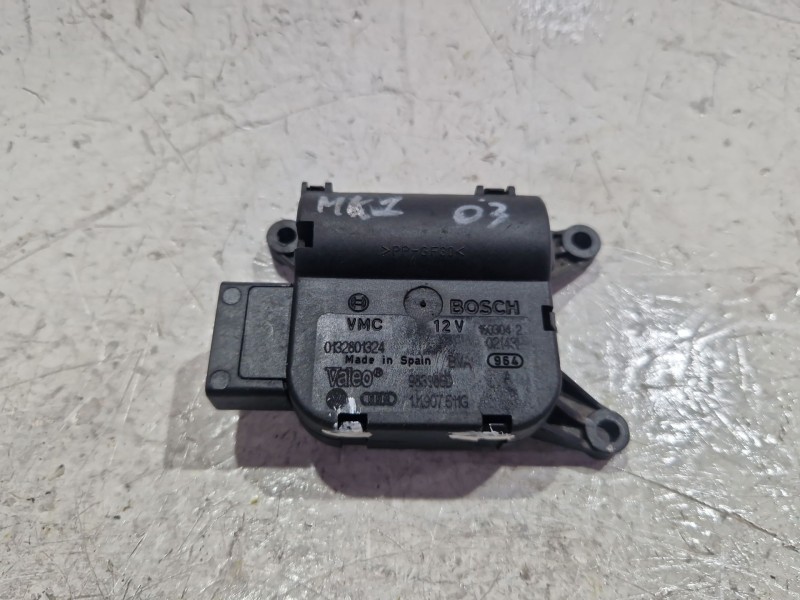 Recambio de motor trampilla calefaccion para seat leon (1m1) 1.6 16 v referencia OEM IAM 0132801324  