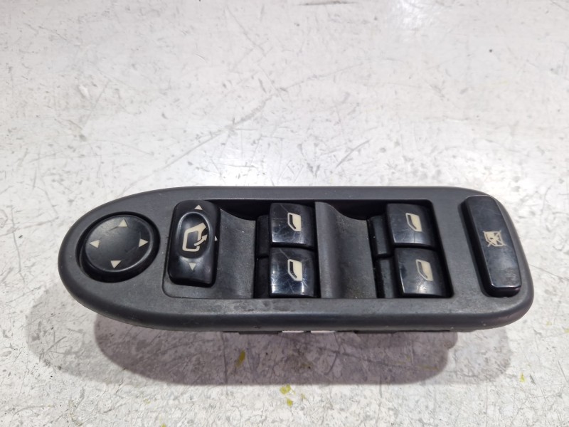 Recambio de mando elevalunas delantero izquierdo para citroën c5 ii (rc_) 2.0 hdi (rcrhrh) referencia OEM IAM   