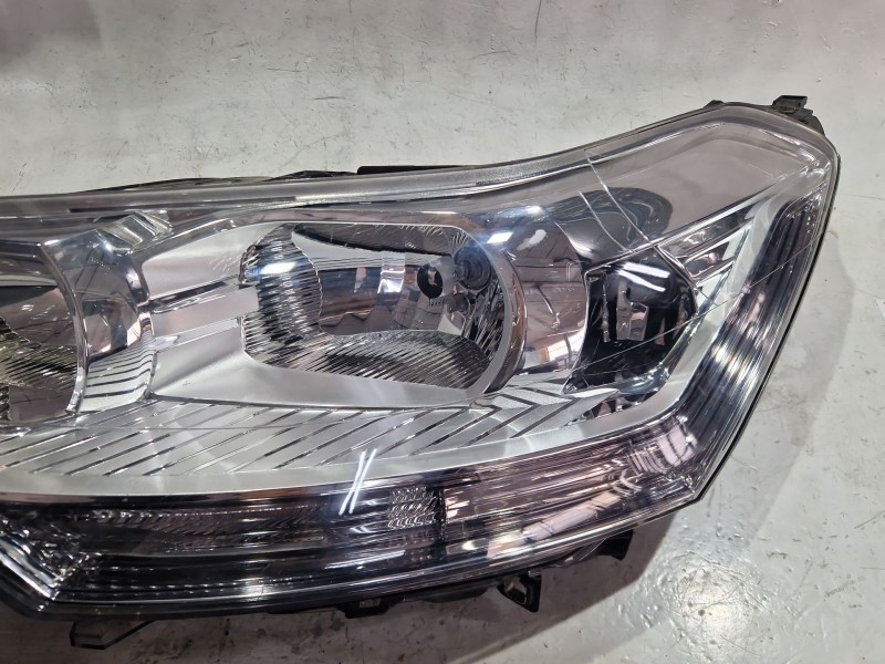 Recambio de faro delantero izquierdo para citroën c5 iii (rd_) 2.0 hdi (rdrhda) referencia OEM IAM 9672694180  