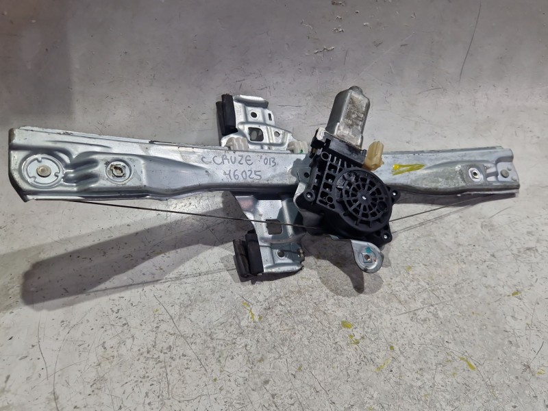 Recambio de mecanismo elevalunas delantero derecho para chevrolet cruze a17dts referencia OEM IAM   