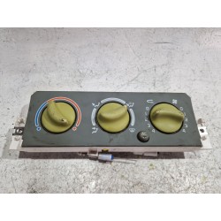 Recambio de mando climatizador para renault twingo ii (07.2007) 1.2 acces [1,2 ltr. - 43 kw] referencia OEM IAM 52479162  
